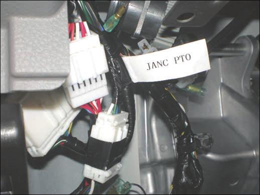 NOTE: It is necessary to use the PTO switch, clutch limit switch and relays sourced through a UD Trucks dealer for the PTO to operate as described in this bulletin.