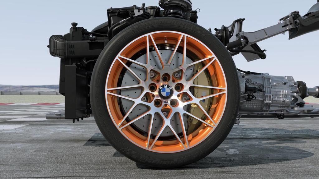 MODULE 4 TECHNOLOGY. LIGHTWEIGHT CHASSIS. M LIGHT-ALLOY WHEELS Optimized rigidity. Exclusive star-spoke 666 M design in Acid Orange, forged and polished.