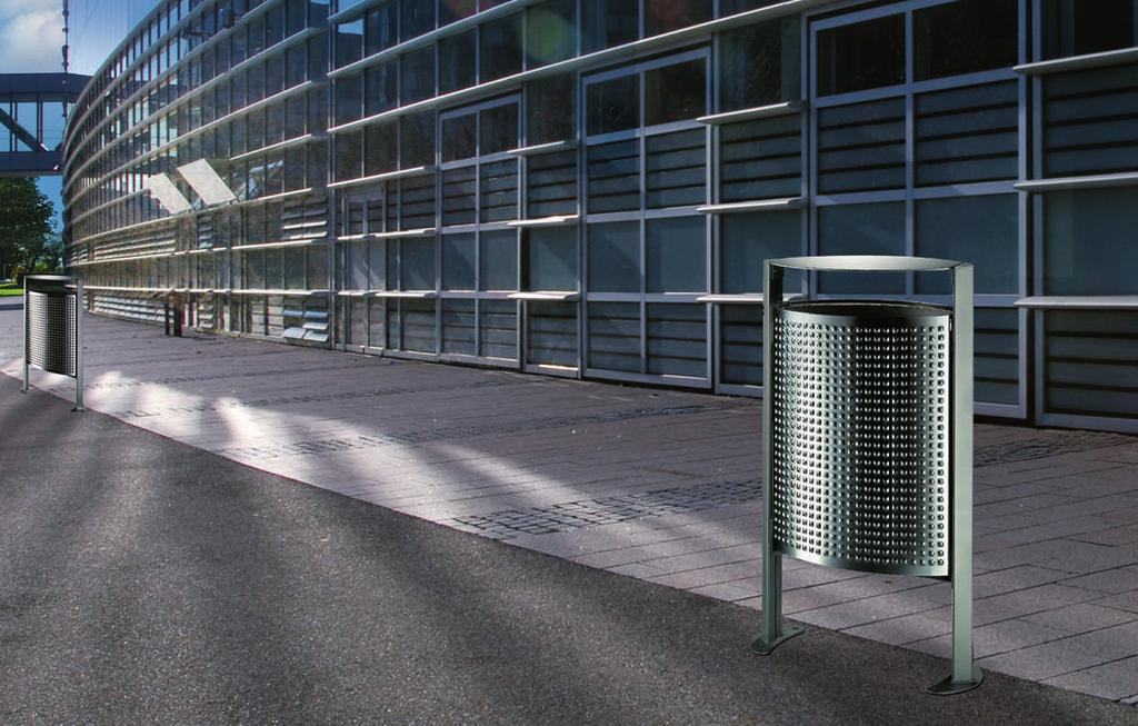 The Stainless Steel range The litter bins from this range are made from stainless steel marine grade 316 L.