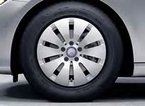 light-alloy wheels, painted in Himalayas grey and featuring a high-sheen finish, with 225/55 R 17 tyres (option for E 220 d, E 200, not in