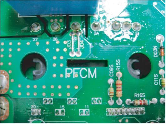 5. Trouble Shooting Display code Title Cause of error Check point & rmal condition 27 AC Input Instant over Current Error Inverter PCB input current is over100a(peak) for 2us 1.