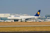 Joint Venture with Lufthansa Technik agreed 50/50 Joint Venture will start operations in 2020 Joint Venture foundation planned in H2 2017 Lufthansa Technik and MTU are both partners of the