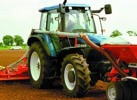 R 1W Radial Agricultural Traction Drive Super Traction Radial Balanced design features: all round field and road service Wide range of sizes: versatile vehicle fitment Deep lugs for traction: better