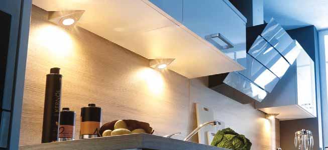 UL 2-LED F Triangular LED under-cabinet luminaire in stainless steel with planar light Connection: LED transformer DC 24 V Life: L70/B10 54,000 hours Energy efficiency: LED: 113 lm/w; luminaire: 210