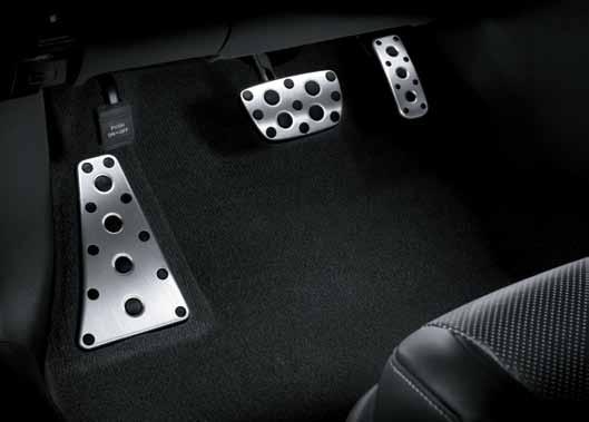 The seats are available in an exclusive smooth black leather with white-grey perforation and