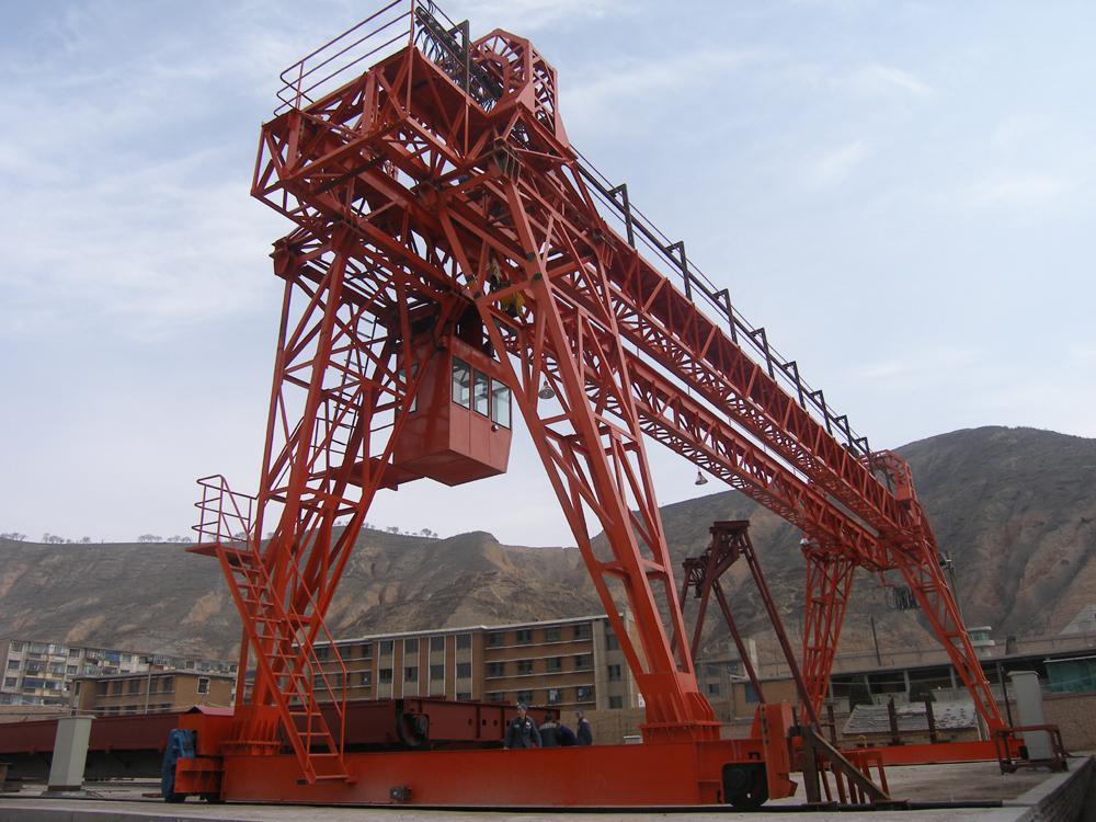 Truss type Gantry Crane use of model CD, MD, HC and so on Electric Hoist, composed of metal structure, cart operating mechanism, electric device and