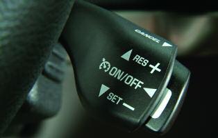 (Instrument Panel Brightness Control): Turn the knob clockwise to brighten the lights and counterclockwise to dim them.
