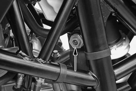 OPERATION INSTRUMENTS» 19 Damping action during compression of shock absorber (690 Supermoto Prest) The shock absorber's damping action during compression travel (compression damping) can be