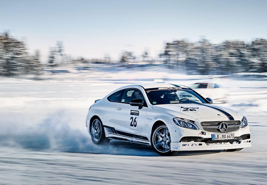 For ice-cold connoisseurs. 8 The heart of Mercedes-AMG beats on the racetrack.