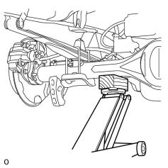 (442 kgf cm, 32 ft lbf) (Fig. 6-1) 7. Removing OE Rear Leaf Springs & Shocks Fig. 7-1 (a) Jack up and support the body on safety stands.