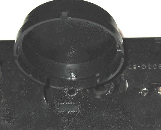 Lionel Geep Locomotive Command Install 3. Prepare the speaker baffle for upright mounting (see page 6), and attach the speaker with the provided mounting screw as shown. 4.