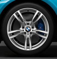 WHEELS AND TYRES. ORIGINAL BMW ACCESSORIES. Equipment 40 4 Discover even more with the new BMW Brochures app.