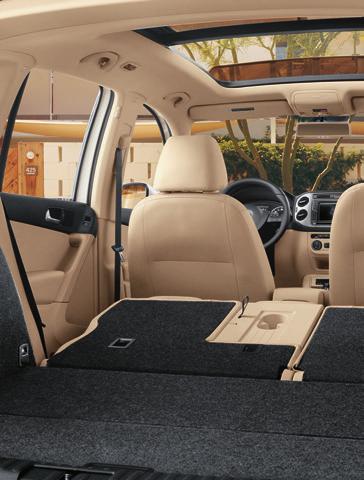Happiness is within reach in the driver-focused interior of the Tiguan. Enjoy personal space and cargo space with 40/20/40-split folding rear seats.
