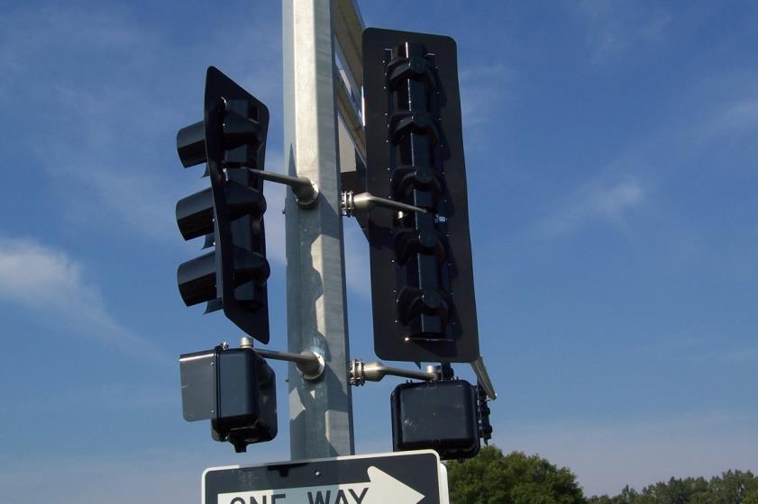 NEW TRAFFIC CONTROL SIGNAL SYSTEMS New traffic control signal systems will