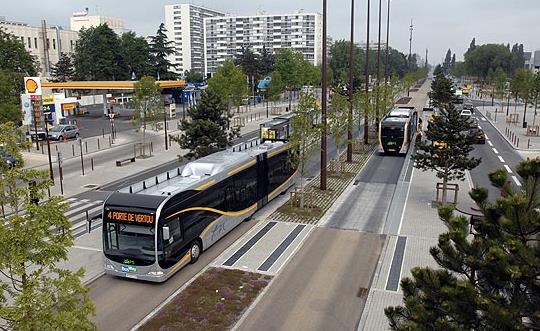 Mode Profile: Bus Rapid Transit Where It Works: Major roadways and urban arterials within bus-only lanes, with limited travel in mixed traffic.
