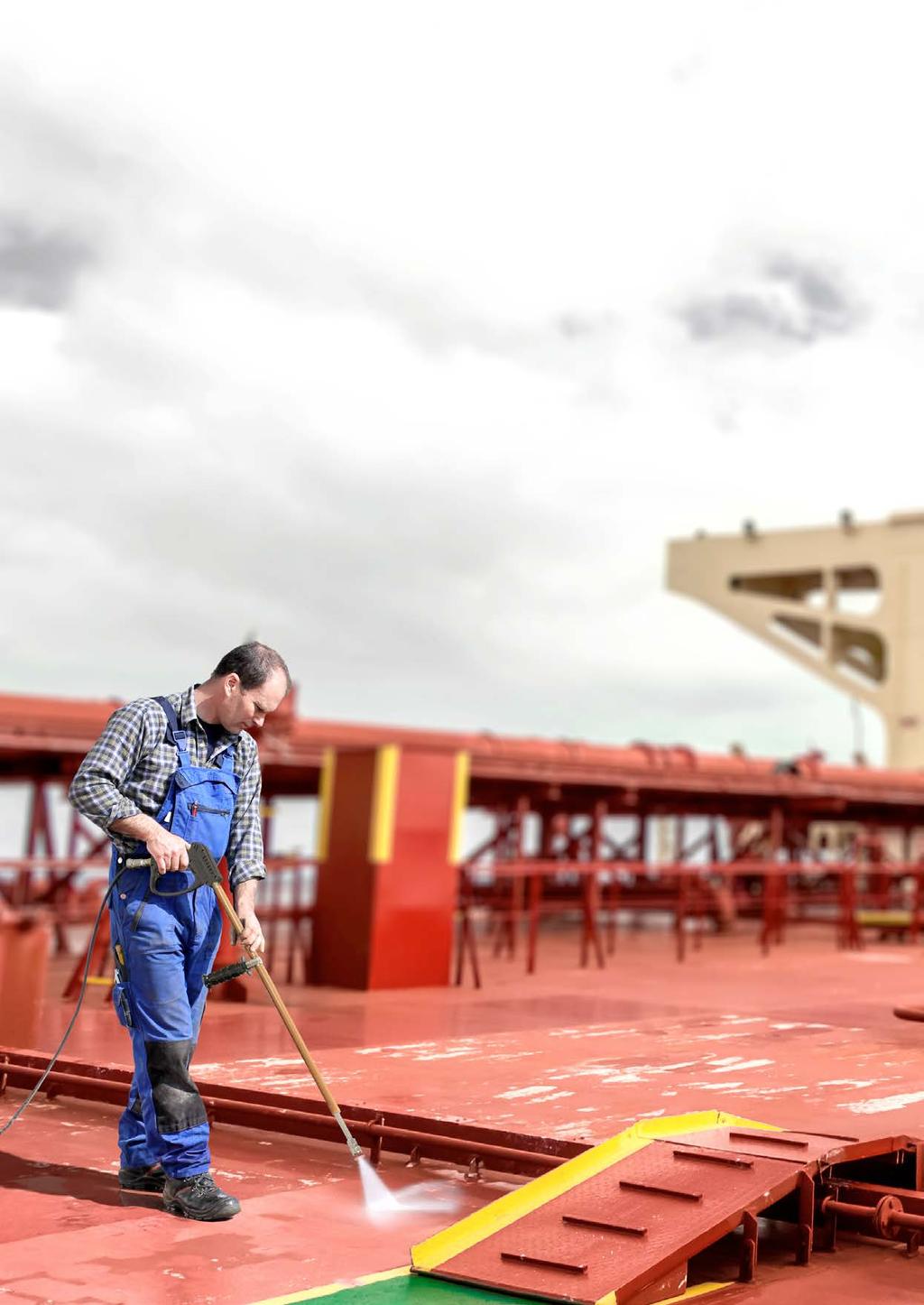 Clean while on the move Whilst in transit, keep your ship clean and well maintained with equipment you can rely on. Day after day.