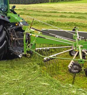 DETAILS FENDT FORMER SINGLE AND FOUR-ROTOR HAY RAKE