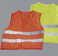 Fluorescent jacket (A000 583 0461) > Already compulsory in many countries, the bright orange and yellow