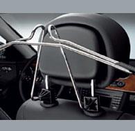 It not only underlines your car s dynamic elegance but also offers ergonomic comfort with its contoured thumbrests Coat hanger (B67660046) >