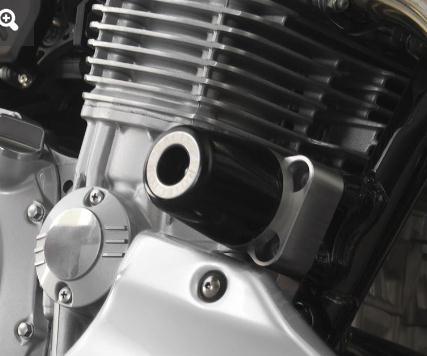 Radiator covers XJR1300/XJR1300R 2PNFRDIC0000 XJR1300C RADIATOR COVER Dress up your XJR1300 with stylish aluminium radiator covers.