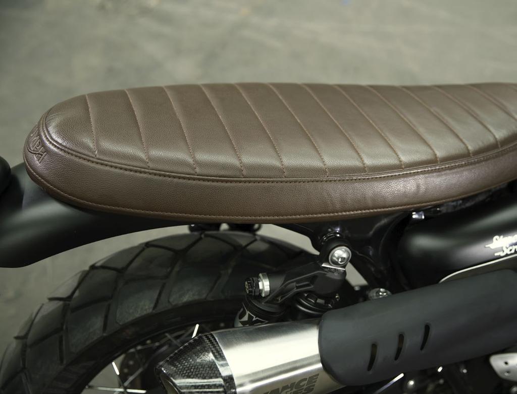 QUILTED BENCH SEAT BLACK A9708477 BROWN