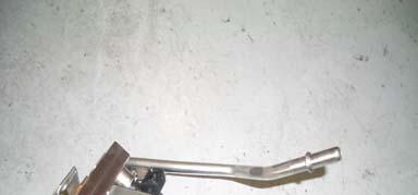Remove injector rail with