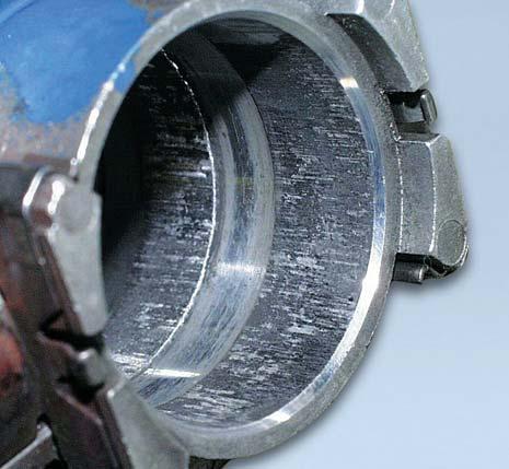 Wear marks on release bearing inner bore Incorrect grade of grease or no grease