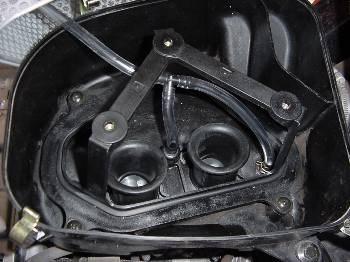 Part IV - Carb Vent to Nitrous Manifold Installation The nitrous manifold must be able to pressurize the carb float bowl and the carb vent lines must be able to drain if fuel gets trapped in the