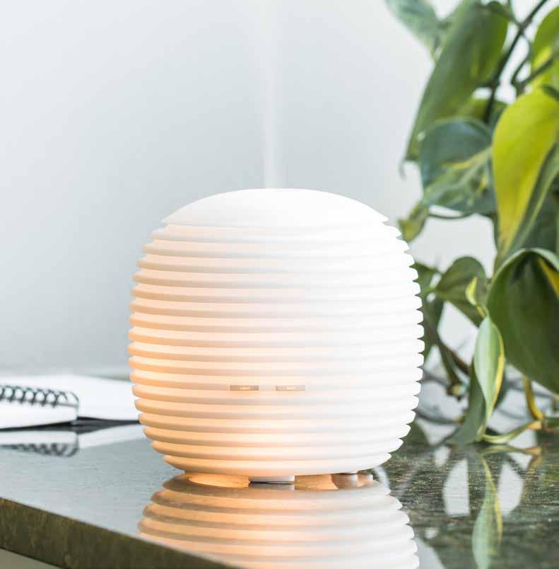 Halo PORTABLE MISTING ESSENTIAL OIL DIFFUSER Suggested Retail $30.