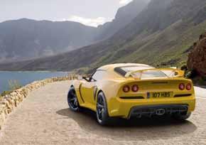 Whatever the circumstances - tight hairpin, sweeping curve or flowing straight, the Exige S is superbly poised and controlled, delivering confidence-inspiring feedback.