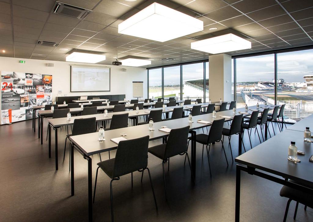 Les Hunaudières Room Uses Meetings, product presentations Video / Sound Video projector, Bose sound system Surface 98 m 2 Standard configuration Possible configurations Classroom - 46 people Plenary