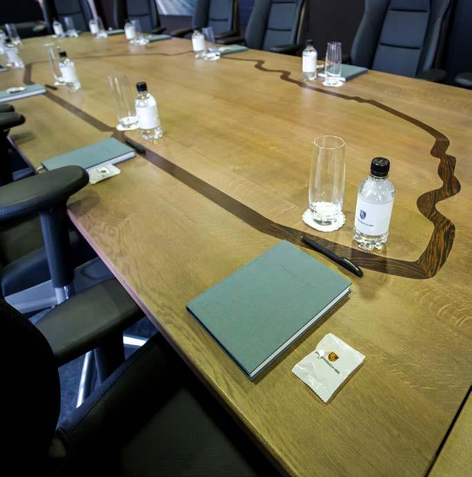 Le Mans Room Uses Meetings, management