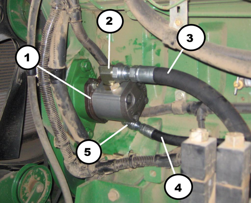 3.2.4 Install Gear Pump Install gear pump and drive adapter assembly at the auxiliary drive port on the engine.