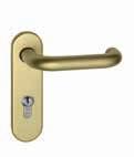 GARADOR Options to personalise your door Diecast handle options for steel panel doors 1 2 3 4 1 Brass effect 2 Chrome effect 3