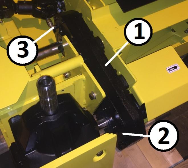 Vertical Gearbox Fluid Due to gearbox orientation, the fluid level cannot be inspected properly. If any leaks develop, drain the gearbox and repair the leak.