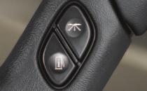 4 Getting to Know Your TrailBlazer Driver Information Center (DIC) Reset fuel information Press the reset stem located on the DIC cluster or the reset button on the steering wheel.