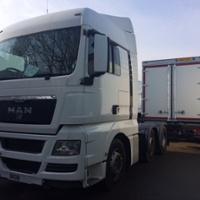 440 6X2 TRACTOR UNIT, AUTOMATIC GEARBOX