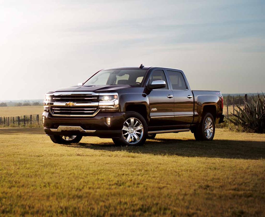 Silverado 1500 Crew Cab Short Box High Country 4x4 in Autumn Bronze Metallic 1 (extra-cost colour) with available features. THE BOLD LOOK OF HIGH COUNTRY.