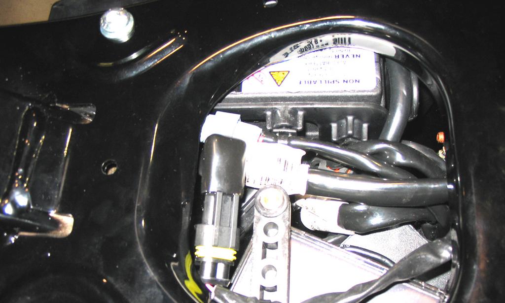 16 Plug the Dynojet O2 sensor eliminator into the stock wiring harness (Fig. G).