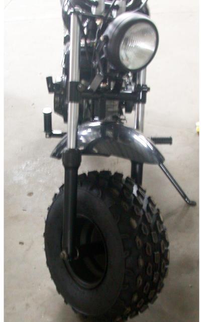 3. Install the front wheel: determinate the rotate direction of the front wheel, install it with the front wheel axle