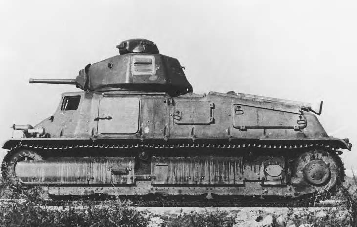PRE WORLD WAR II FRANCE: SOMUA S-35 MEDIUM 219 FRANCE: SOMUA S-35 MEDIUM Courtesy of Art-Tech/Aerospace/M.A.R.S/TRH/Navy Historical. Summary: Principal French medium tank developed in the mid-1930s.