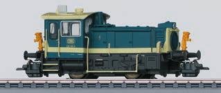 HO SCALE x LOC O M O TIVES HO EMD GP9M - Standard DC WalthersTrainline. Heavy die cast metal frame, powerful can motor with flywheel, 8-wheel electrical pickup and working headlight.