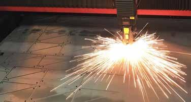 AuTOmATEd WELdiNg TEChNOLOgy Robots ensure consistent weld quality and increase output for a shorter lead team.