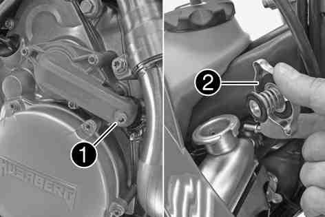 COOLING SYSTEM 78 16.3Checking the coolant level Danger of scalding During motorcycle operation, the coolant gets very hot and is under pressure.