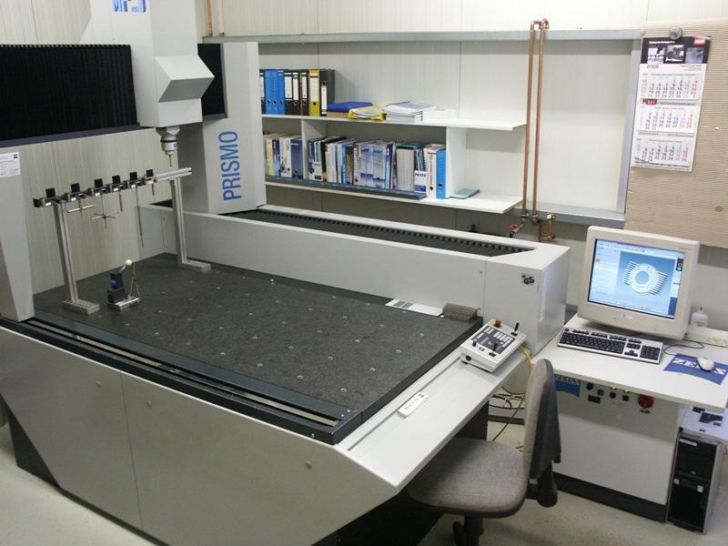 3-D coordinate measuring machine Zeiss Prismo 7 HTG - X-axis: 900 mm - Y-axis: 1,800 mm - Z-axis: 650 mm - max.