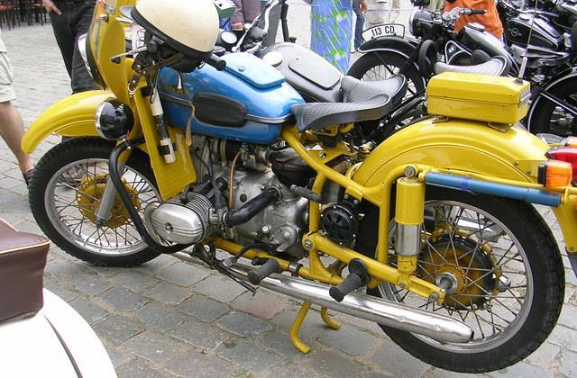 Motorcycle Plant from 1965 to 1980 650 cc, 32 Hp