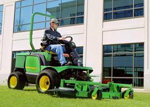 Never adjust the mower height when the engine is running. All adjustments should be made while the engine is turned off. Check your collection/discharge system.