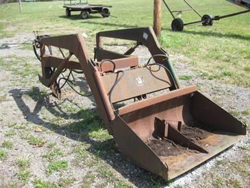 4/25/22 2:24:48 Auction Lots with Image Count and Image Page: 7 79 2 - Suit Case Wieght 8 92 - Field Cultivators 8 93 - Field Sprayer 82 7 - Parts Washer 83 94