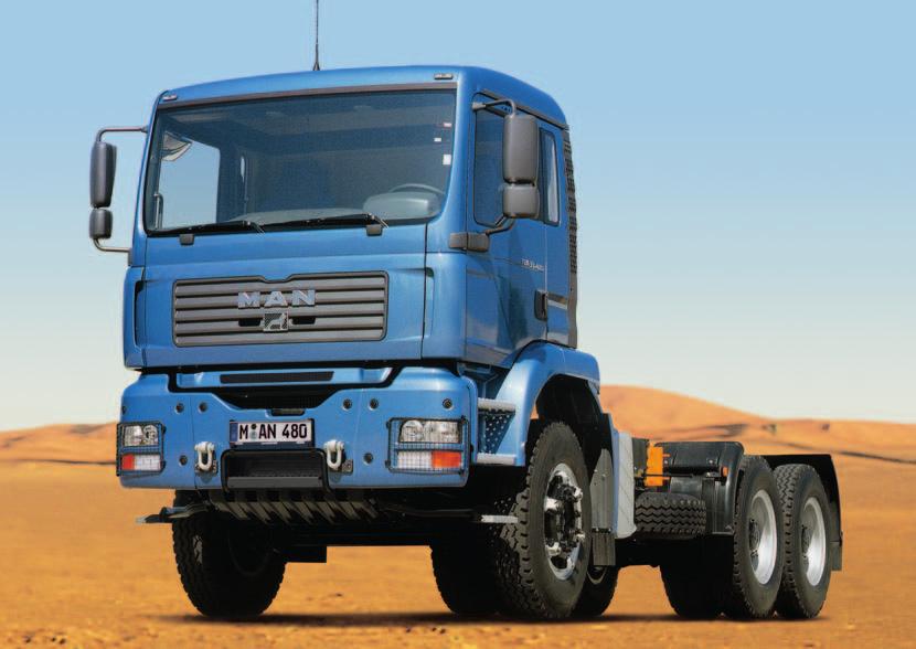 Arriving from the factory with the necessary equipment as standard: the three-piece steel bumper with towing jaws, the high-strength planetary axles with high ground clearance, a power output of up