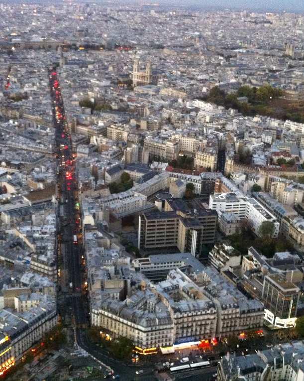 #1 : High density of population Paris city 2.